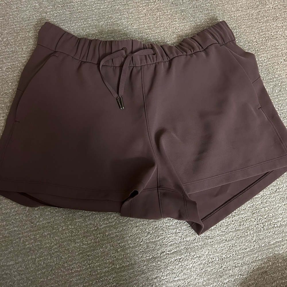 Lululemon Women's Mauve/Brown Shorts sz. 10
